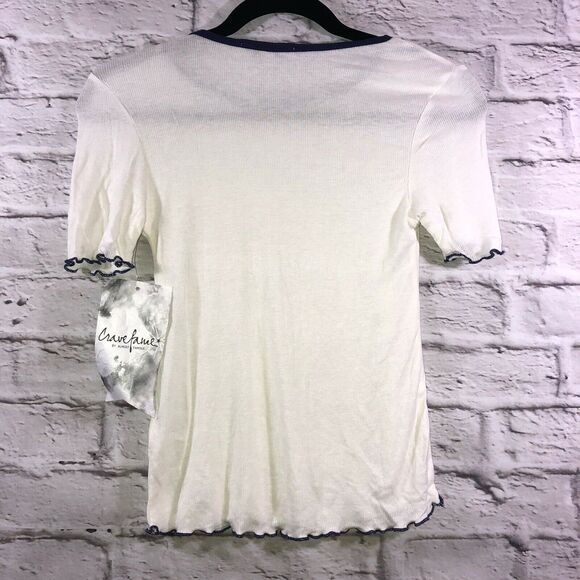 Almost Famous Juniors Top Size Small Short Sleeve Color Blocked Lettuce Cream - Picture 3 of 6
